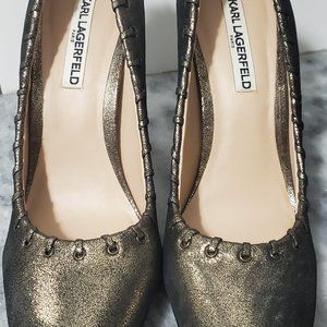 Great condition Karl Lagerfeld gold Stitched Pump